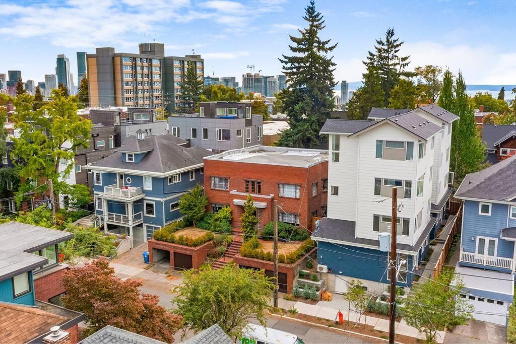 Vermithor'S Bronze Ember Sweet Suite Seattle Exterior foto